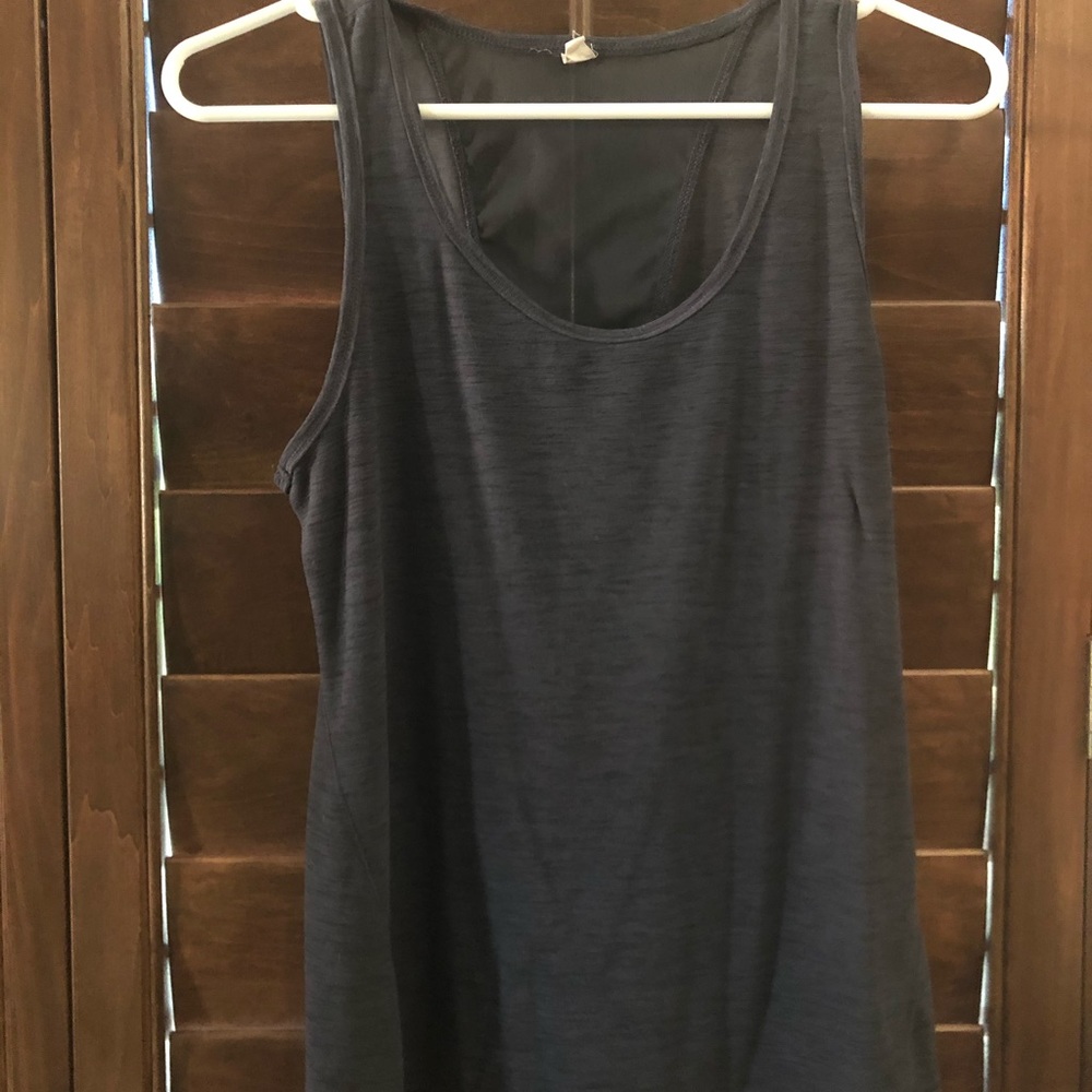 Old Navy Breathe On tank